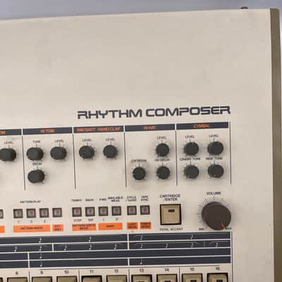 Roland TR-909 Rhythm Composer 1983 - 1985 - White image 4