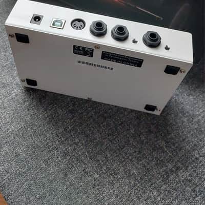 Two Notes Torpedo C.A.B. Speaker Simulator Pedal 2010s - White/Black image 2