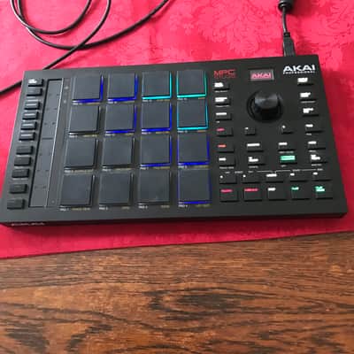 Akai MPC Studio Music Production Controller 2021 - Present - Black image 1