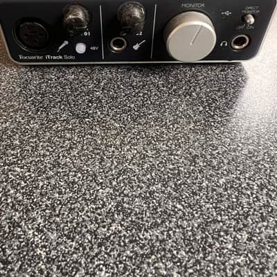Focusrite iTrack Solo USB Audio Interface 2012 - Present - Silver image 1