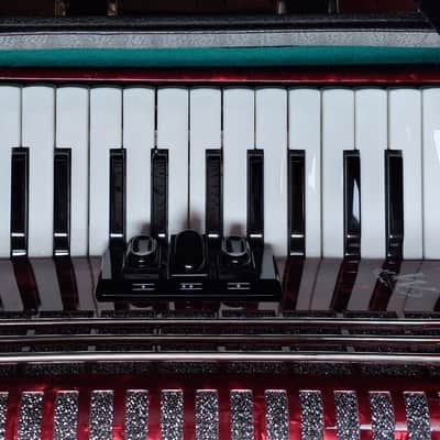Weltmeister Perle 48 piano accordion image 5