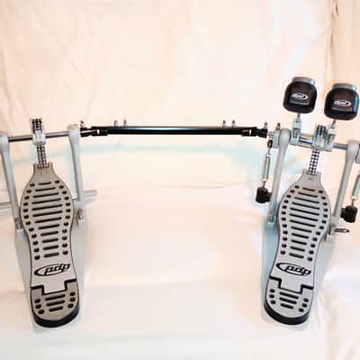 PDP (PACIFIC) DOUBLE BASS DRUM PEDAL with LINKAGE AND BEATERS- FREE SHIP TO C-USA! image 2