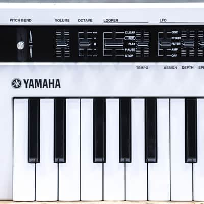 Yamaha Reface CS 8-Note Polyphonic Virtual Analog 37-Key Mobile Mini Synthesizer image 6