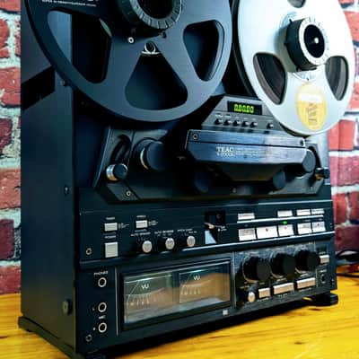 TEAC X-2000R 1/4", 4 track - [SUPERB!!] - Refurbished ($400!), with takeup reel, original NAB hubs, extra 10.5" reel image 1
