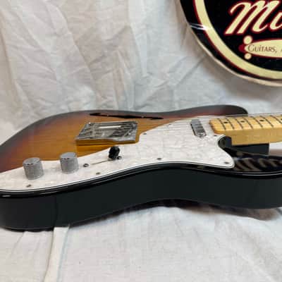 Fender Classic Series '69 Telecaster Thinline Guitar with Case 2009 - 3-Color Sunburst / Maple neck image 18