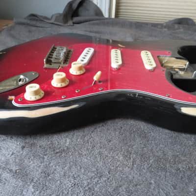 Reliced Fender style Strat sunburst loaded body Sunburst loaded body unknown  - Sunburst image 5