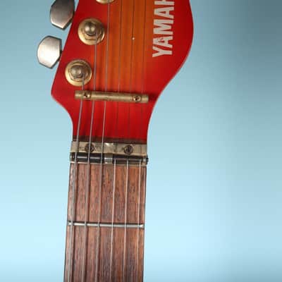 Yamaha SE903A Stratocaster Active Electric Guitar Cherry Sunburst image 4