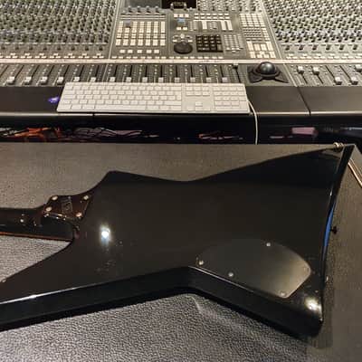 ESP LTD Rare EX-250 Explorer James Hetfield Vibes! Zakk Wylde EMG 81/85 Set! Artist Owned with Case! image 17