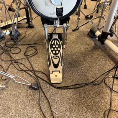 Yamaha DTX900 Electronic Drum Kit w/ Rack, Pads, Cymbals & Pedals 2010's image 5