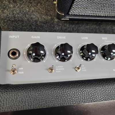Blackstar Unity Series U250 250-Watt 1x15" Bass Guitar Combo Amp image 6