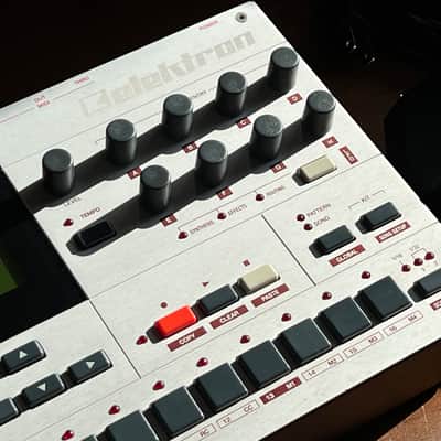Elektron Machinedrum SPS-1 MKI 2001- 2007 - Silver image 7
