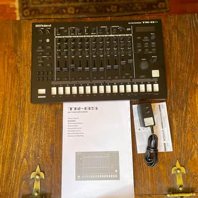 Roland TR-8S AIRA Rhythm Performer with Sample Playback 2018 - Present - Black image 6