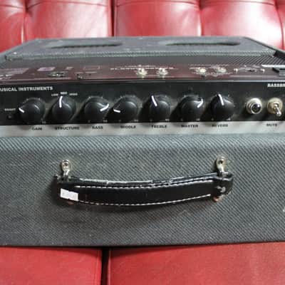 Fender Bassbreaker 15W 1x12 Tube Combo Amp Electric Guitar Amplifier image 2