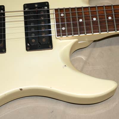 Yamaha RGX 620S rgx620s SuperStrat Electric Guitar 1980s Pearl