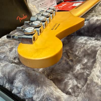 2021 Mint Fender American Ultra Jazzmaster with Rosewood Fretboard 2019 - 2025 - Ultraburst image 8