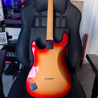Squier Contemporary Stratocaster Special HT 2021 - Present - Sunset Metallic image 6