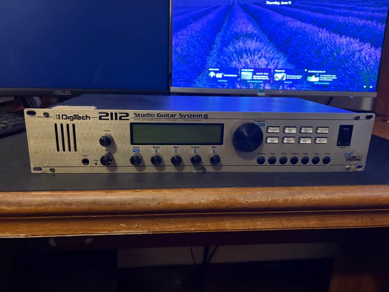 Digitech 2112 Tube Preamp Effects Processor with Upgraded 2120 Firmware image 1