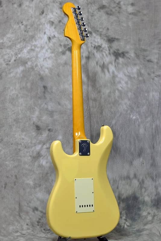 Fender Japan ST68-185YM Yngwie Malmsteen Signature Yellow White 08