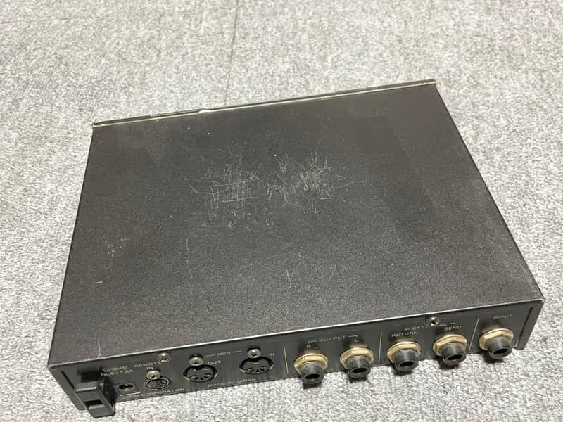 Zoom 9050 Advanced Instrument Multi Effect Processor | Reverb Canada
