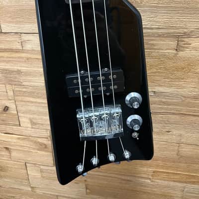 Hondo Alien Headless 4- string bass 1980's -Duke Copy  Black 30.5" scale  w/OHSC image 4