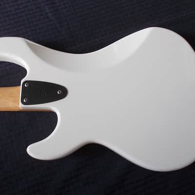 G&L SB-2 Fretless Bass 1996 White w/ p/u blend and Tone control image 7