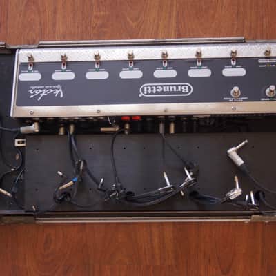 Switcher Brunetti Vector image 4