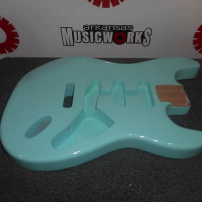 Replacement Body  For Fender Strat, Tremolo Routing - SURF GREEN