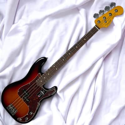 Fender AM Pro II Precision, 3-Tone Sunburst w/ Rosewood *IN STOCK* image 6