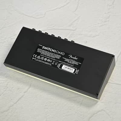 FENDER SWITCHBOARD EFFECTS OPERATOR Switching System (03/16) image 2