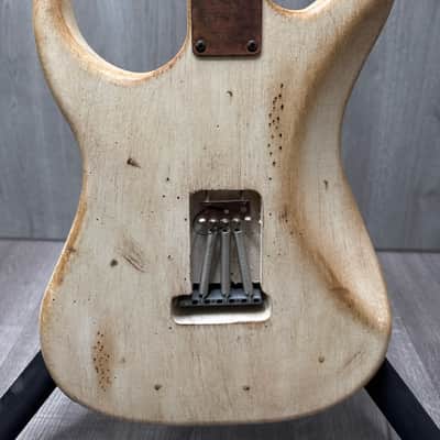 AXL SRO Badwater AS-820-CKW Electric Guitar Distressed White image 8