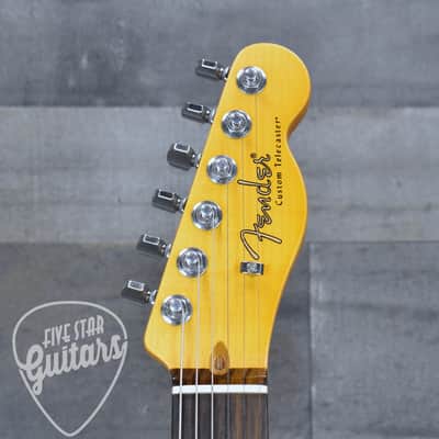 Pre-Owned Fender American Ultra Luxe Vintage '60s Custom Telecaster - 3-Color Sunburst with Hardshell Case image 5