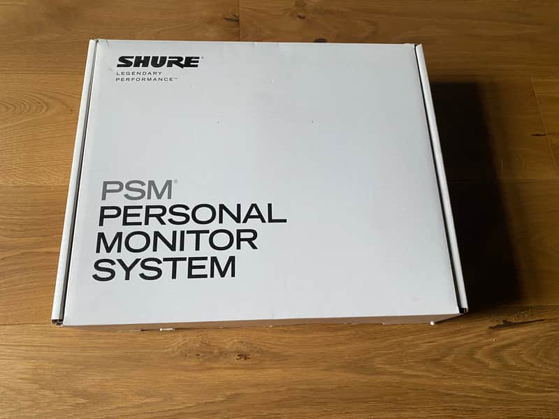 Shure PSM 300 Premium H20 + 2 x Batteries SB900A + Charger image 1