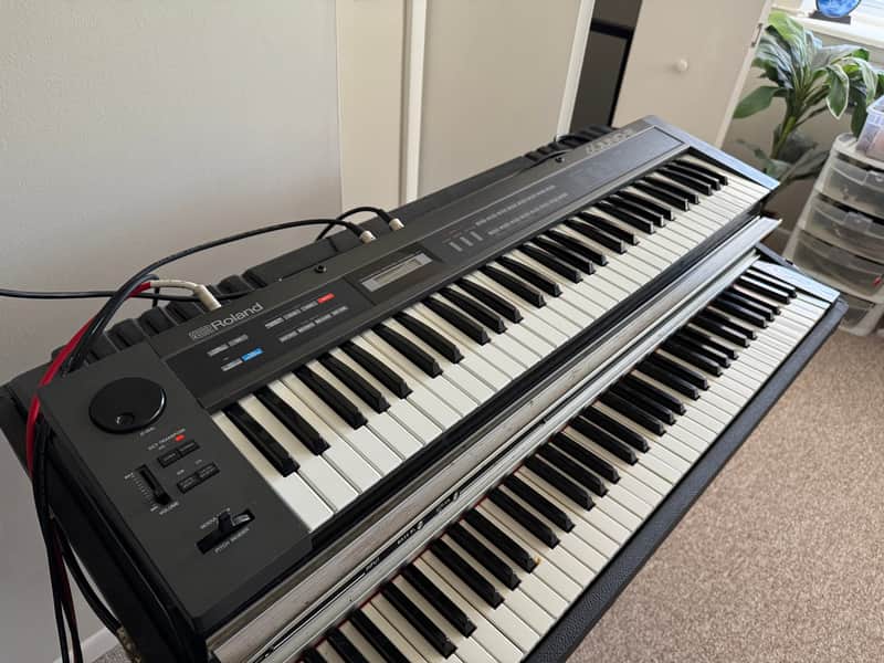Roland Alpha Juno-2 61-Key Programmable Polyphonic Synthesizer 1985 - 1988 - Black image 1