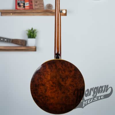 Sullivan Vintage 35- Walnut image 5