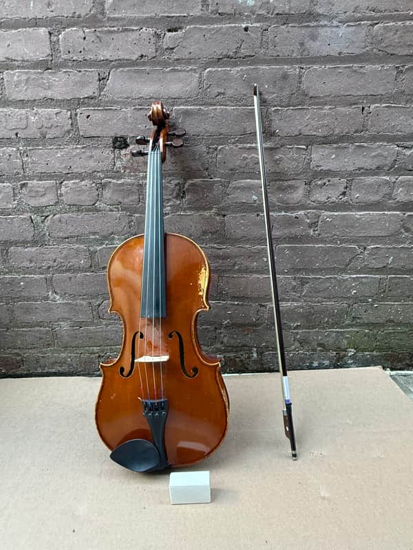 Yamaha VA5 16.5" Viola Outfit 2006 w/ Original Soft Case, Bow & Rosin - Used image 1