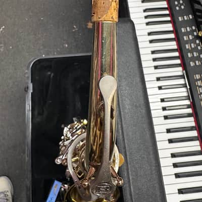 Bundy Alto Saxophone / 1268978 image 6