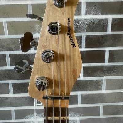 Sadowsky MetroExpress Vintage J/J Bass with Pau Ferro Fretboard 2023 - Present - Olympic White image 4