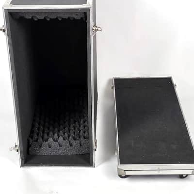 Marshall 1936 Vintage 130-Watt 2x12" Guitar Speaker Cabinet 1990 - Present - Black image 4