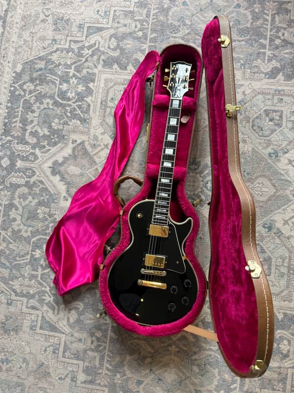 2001 Gibson Les Paul Custom – Owned by Queensrÿche Guitarist – Signed Setlist + Picks – OHSC image 1