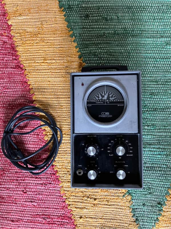Conn ST-11 Strobotuner