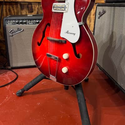 Harmony H53 Rocket 1959 - 1967 - Red Sunburst image 4