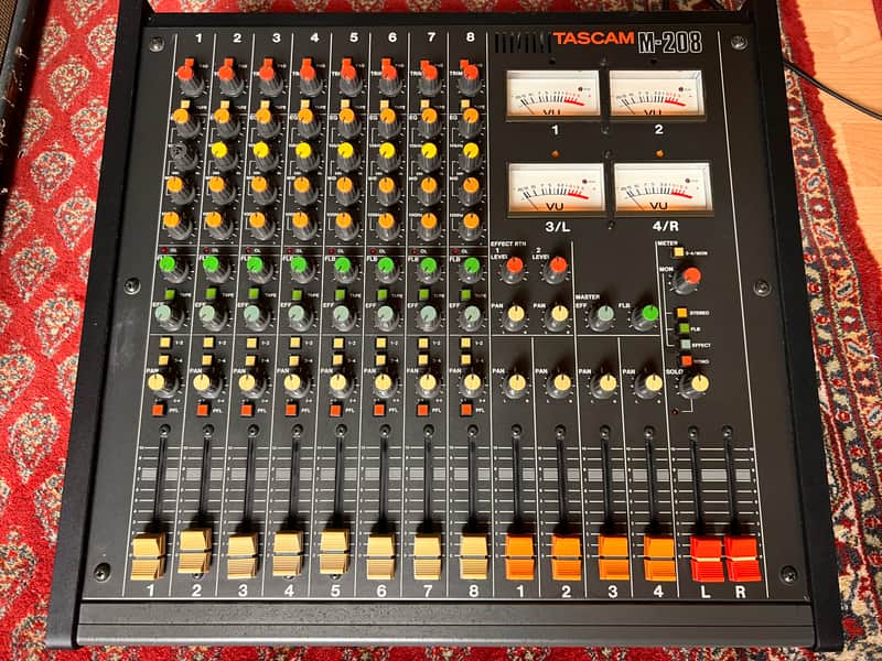 TASCAM M-208 , Vintage  Mixing Console image 1
