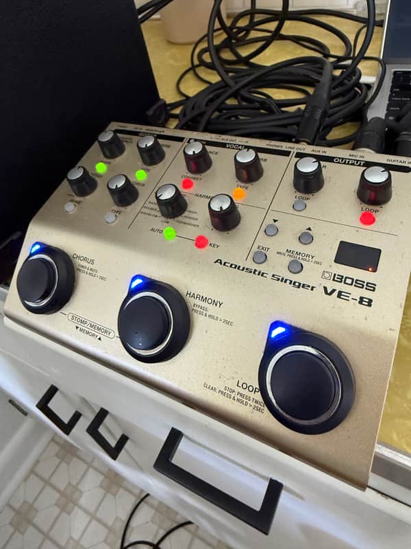 Boss VE-8 Acoustic Singer Pre-Amp