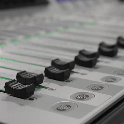 Soundcraft Vi1 Digital Mixing Console - B-Stock image 21