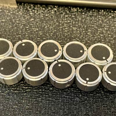Vintage Peavey Aluminum Control Knobs Set Of 10 image 2