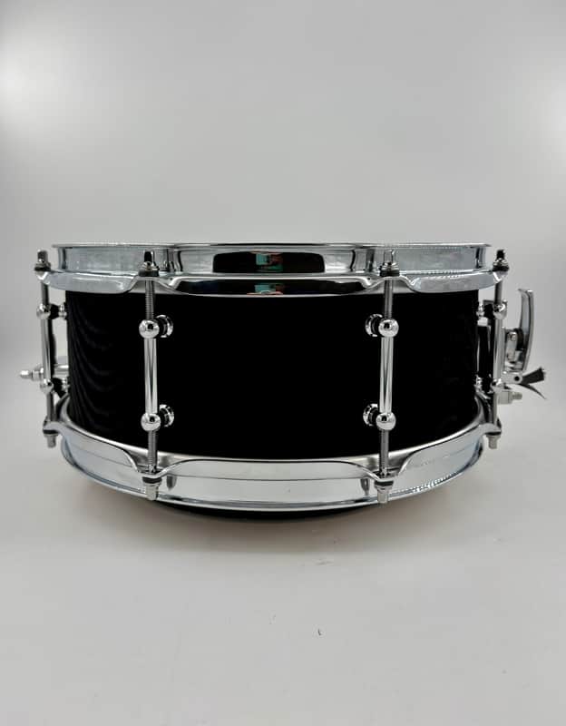 Montineri Custom 5"x12" "Black Velvet" Magnum Snare image 1