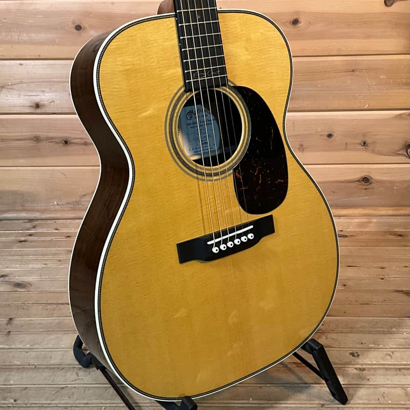 Martin 000-28EC Eric Clapton Signature Acoustic Guitar - Natural image 1