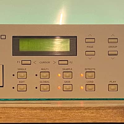 Akai S2000 MIDI Stereo Digital Sampler 90’s 100% fully working order no disc