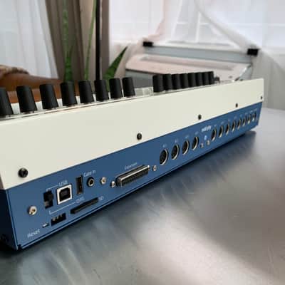 MIDIbox SEQ V4+ Midi sequencer w/OLED displays and 909 style buttons image 5