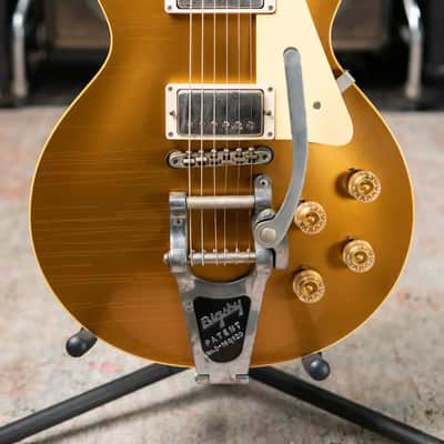 Gibson Custom Shop 1957 Les Paul Standard Murphy Lab Ultra Light Aged Electric Guitar with Bigsby - All Double Gold with Hardshell Case image 4